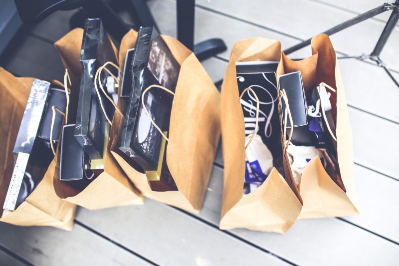 ecommerce-GASSIN-min_shop_shopping_bags_gift_brown_blank_market_product-722676